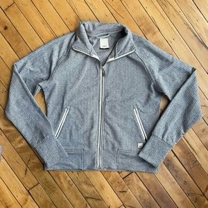 Vuori gray herringbone zip up sweater!
